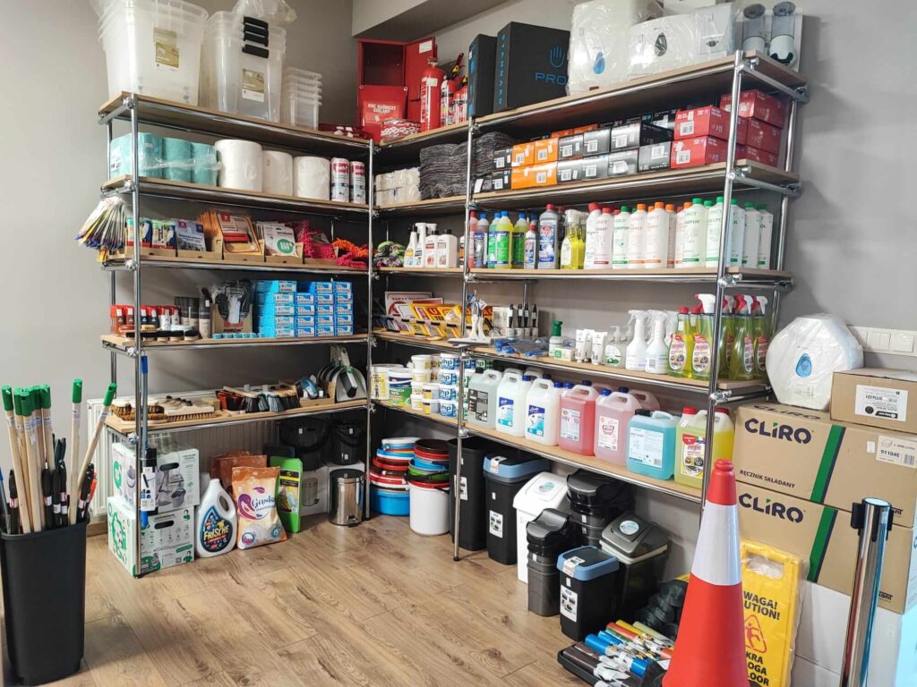 Regał środki czystości oraz p.poż AMAR BHP